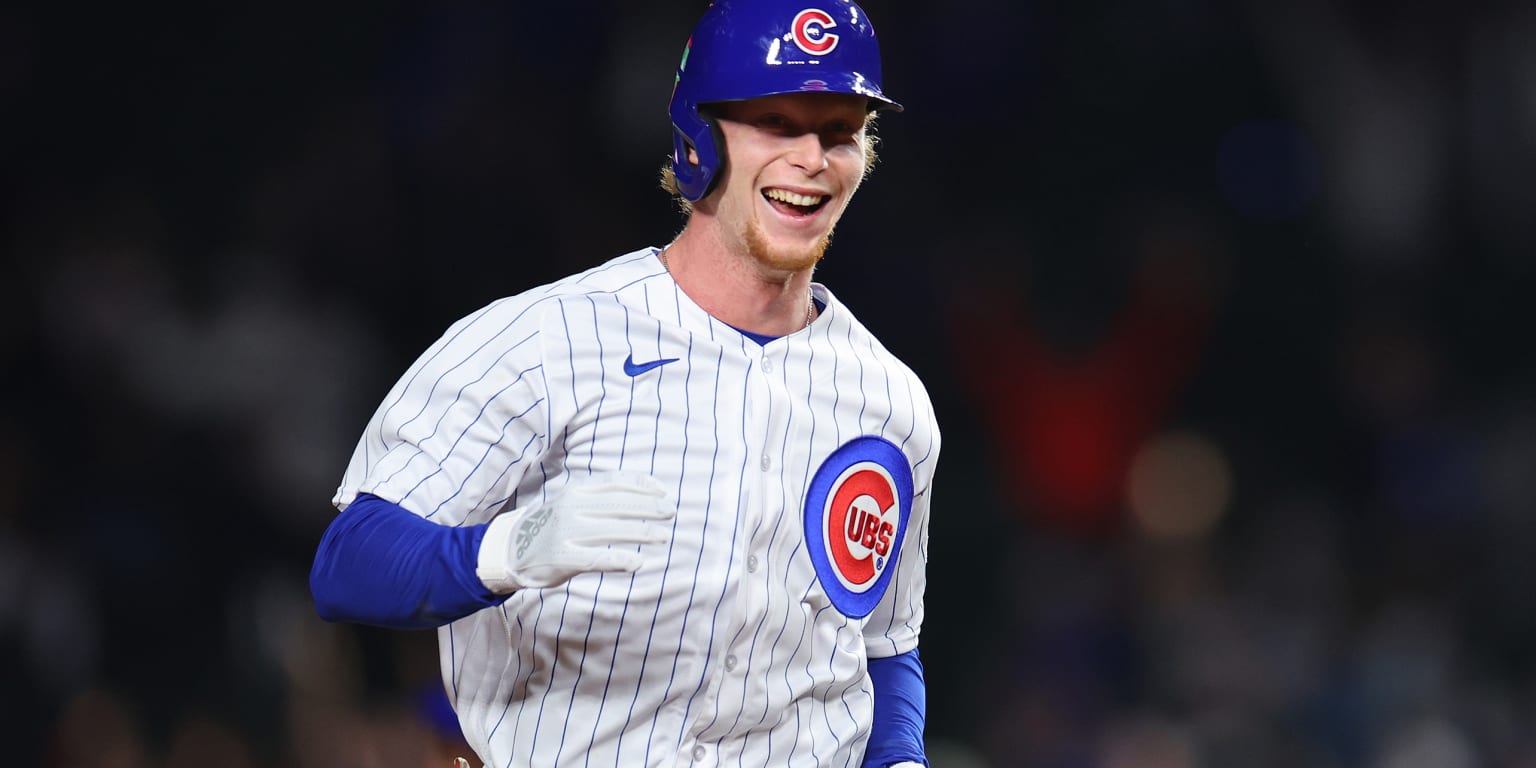 "MLB Free Agency: Cubs Eyeing Short-Term Deal for Cody Bellinger Amid Contract Offers Drought"