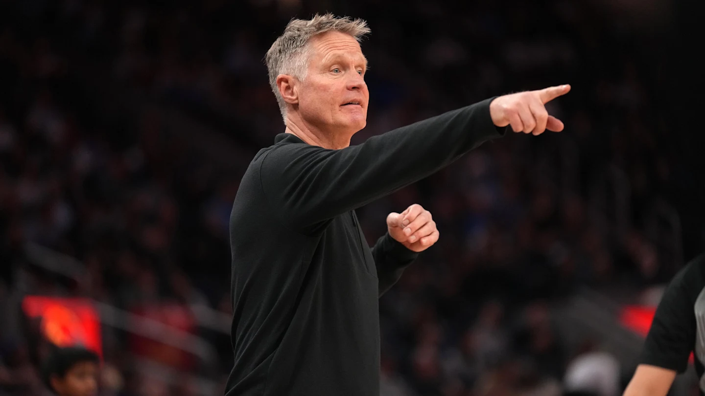 Featured image for Steve Kerr Urges Warriors to Adapt Amid Challenges