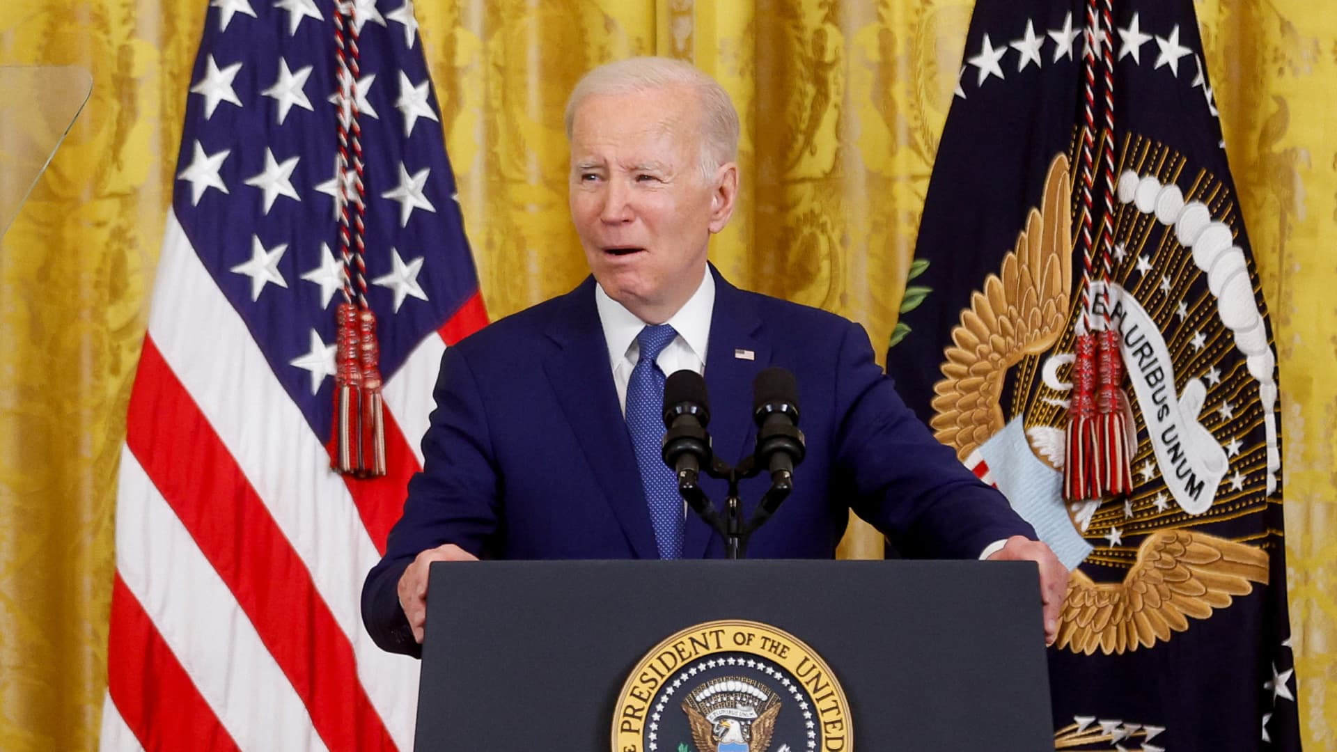 Biden's Approval Rating Nears Lowest Point Amid Inflation and Voter Studies.