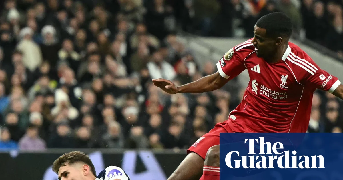 Featured image for Liverpool's Slot criticizes Van de Ven's reckless tackle on Isak, sidelining him for two months