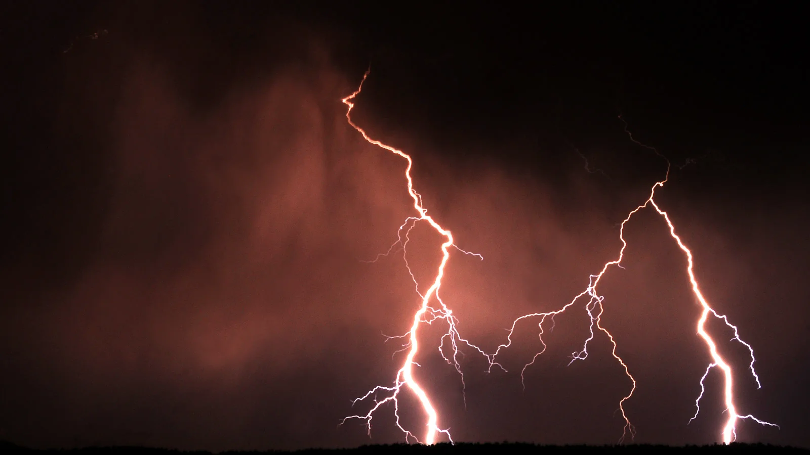Lightning Causes Deaths of Two Elk Hunters in Colorado Wilderness