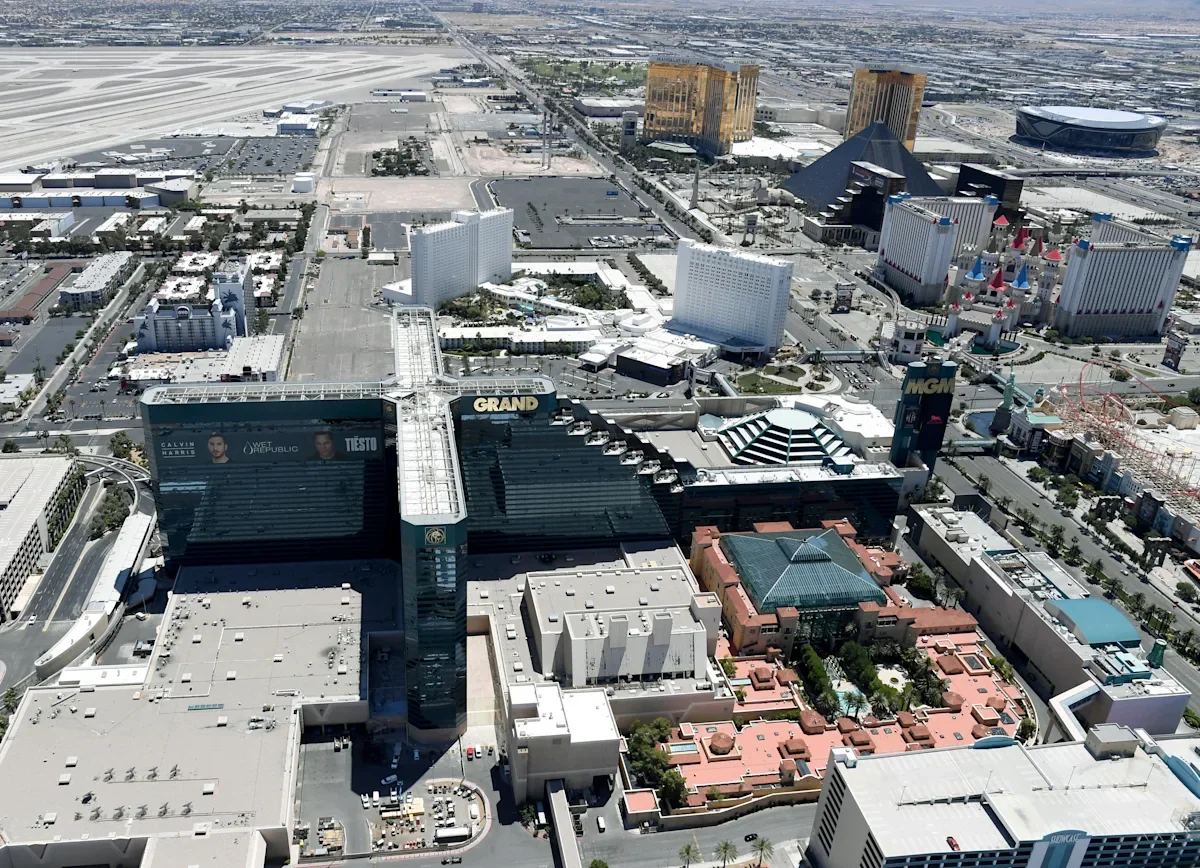 A's secure Tropicana site for new Las Vegas stadium.