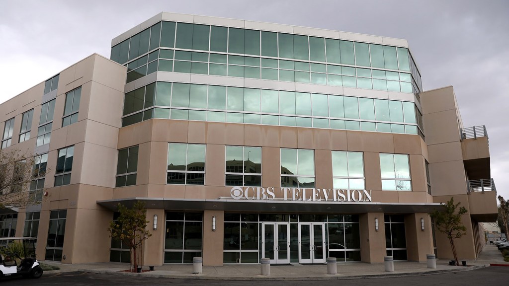 Tragic On-Set Fatality: Crew Member Dies During Marvel's 'Wonder Man' Production