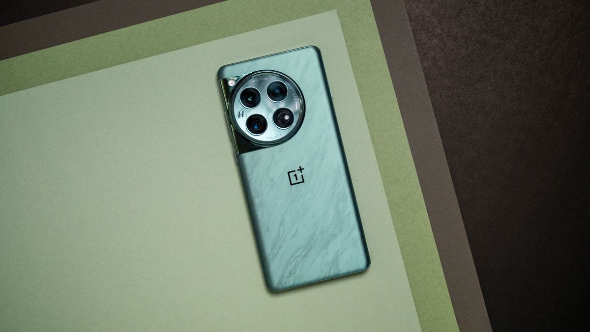 Featured image for "OnePlus 13 Leaks: Exciting Upgrades but Missing Key Charging Feature"