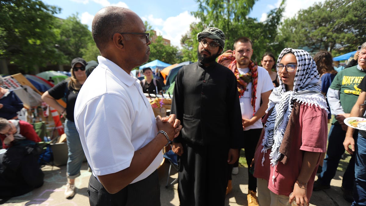 Featured image for Wayne State Goes Remote Amid Pro-Palestine Protests and Safety Concerns