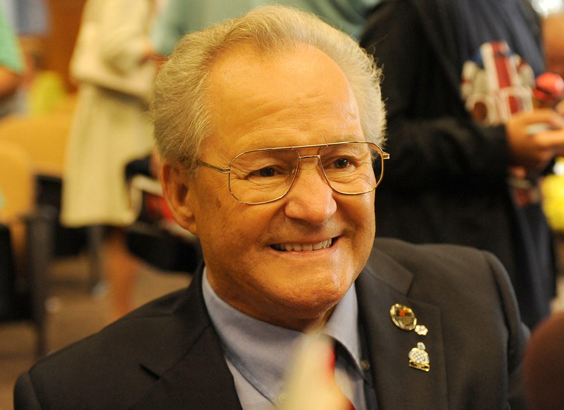 Featured image for Hall of Fame Jockey Ron Turcotte, Who Rode Secretariat to Triple Crown, Dies at 84