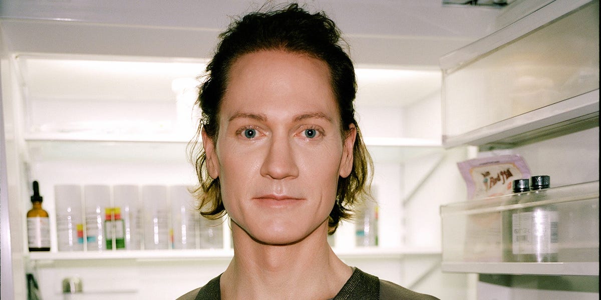 "Women Outsmart Millionaires in Anti-Aging and Longevity Race"