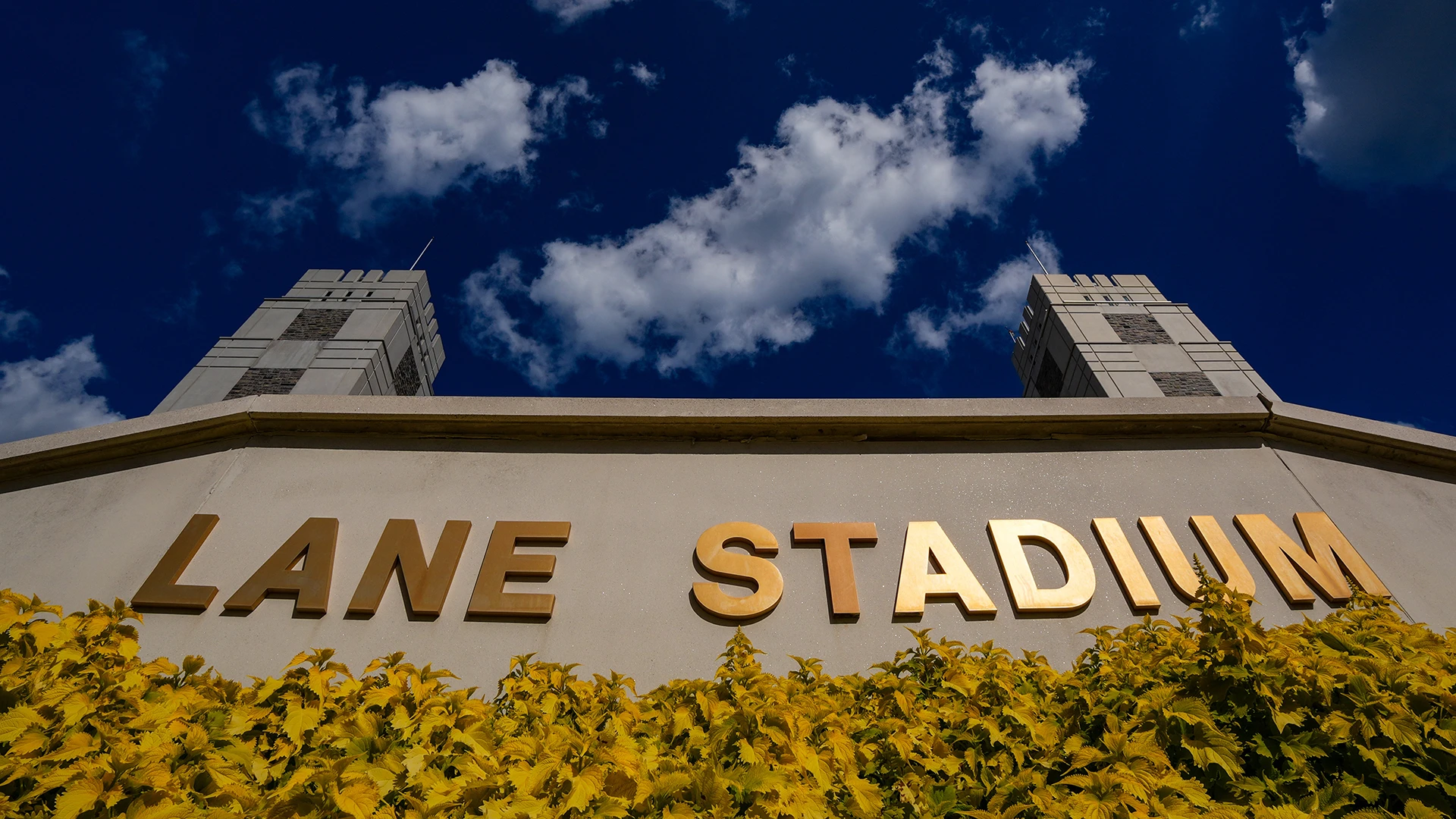 Featured image for Virginia Tech Football Fires Head Coach Brent Pry After 0-3 Start