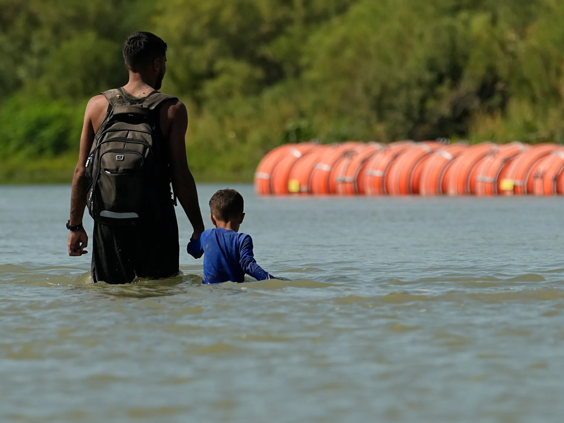 Texas Forced to Remove Controversial Border Buoys Following US Judge's Order