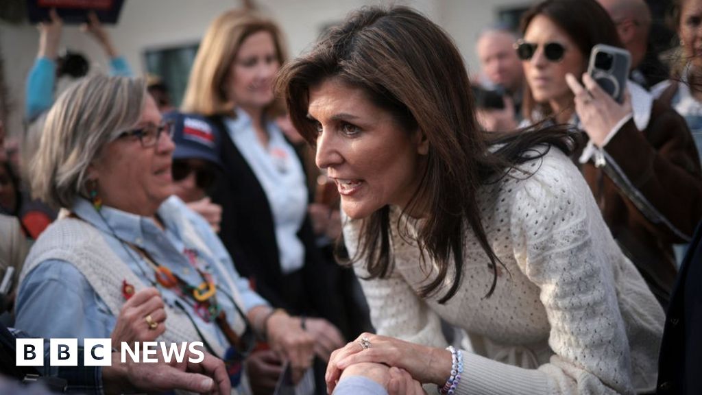 "Alabama IVF Ruling: Political Divide Deepens as Republicans and Democrats Clash"