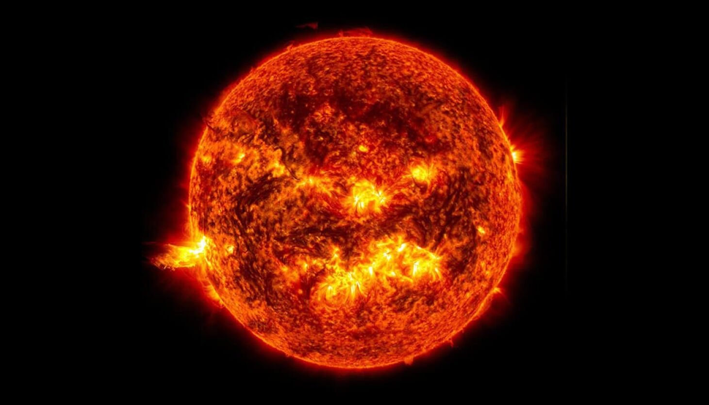 Featured image for Twitter Users Struggle to Identify the True Color of the Sun