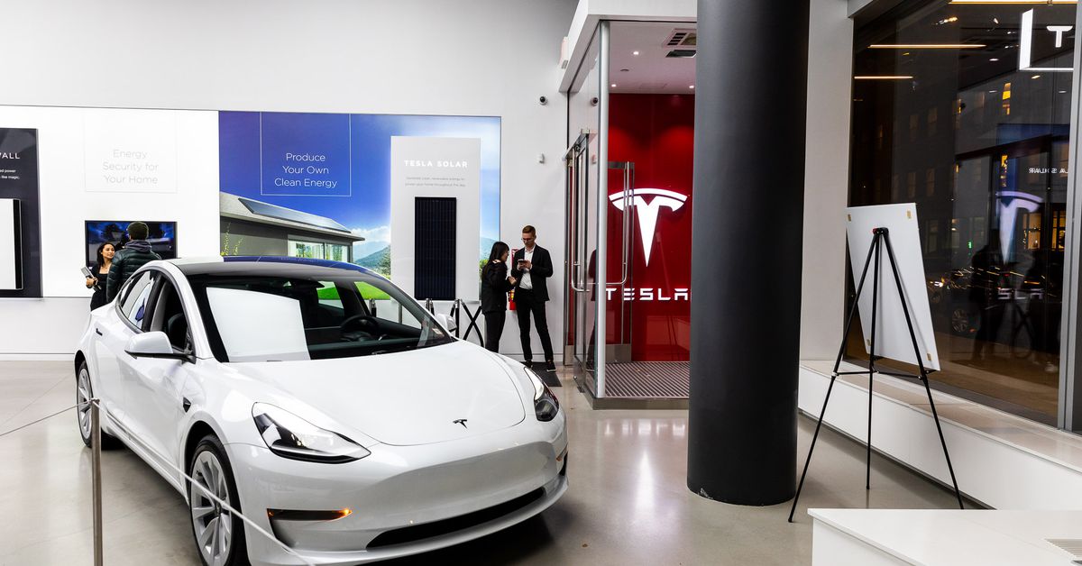 "Tesla Anticipates Slower Growth Ahead of Next-Gen Launch"