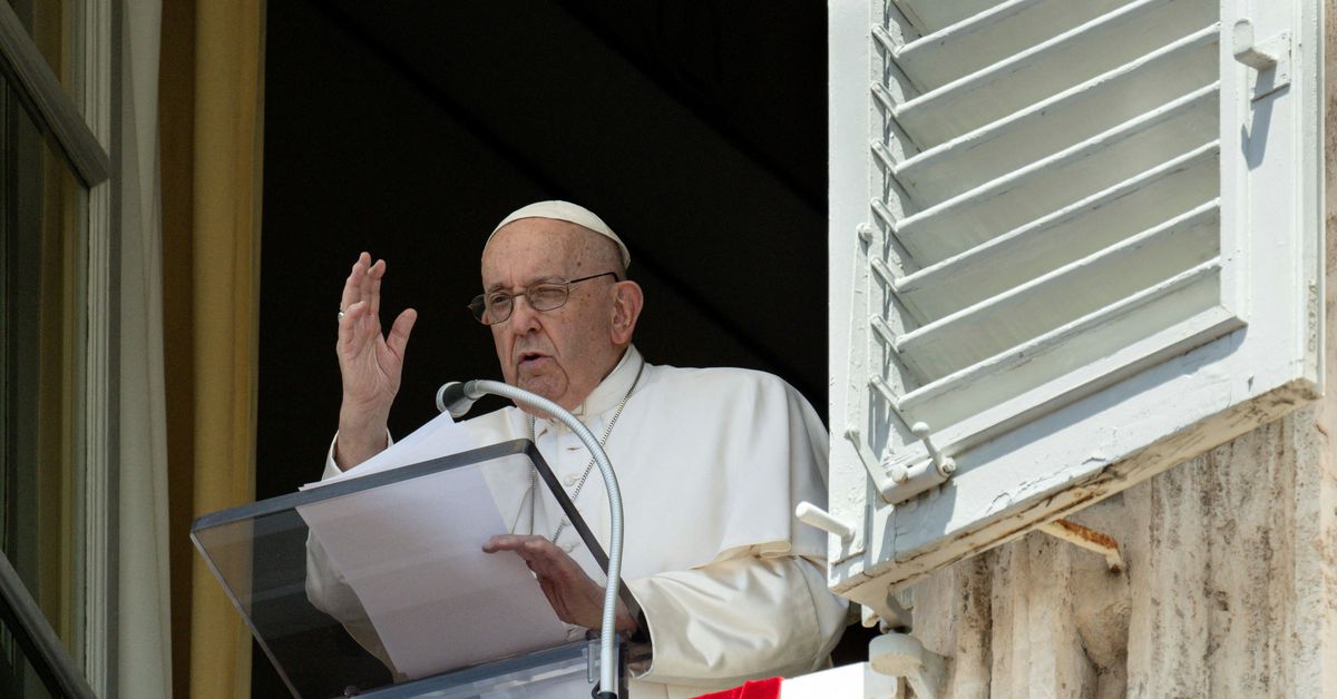 "Pope's Approval of Shanghai Bishop Sparks Vatican's Criticism of China's Consultation Deficiency"