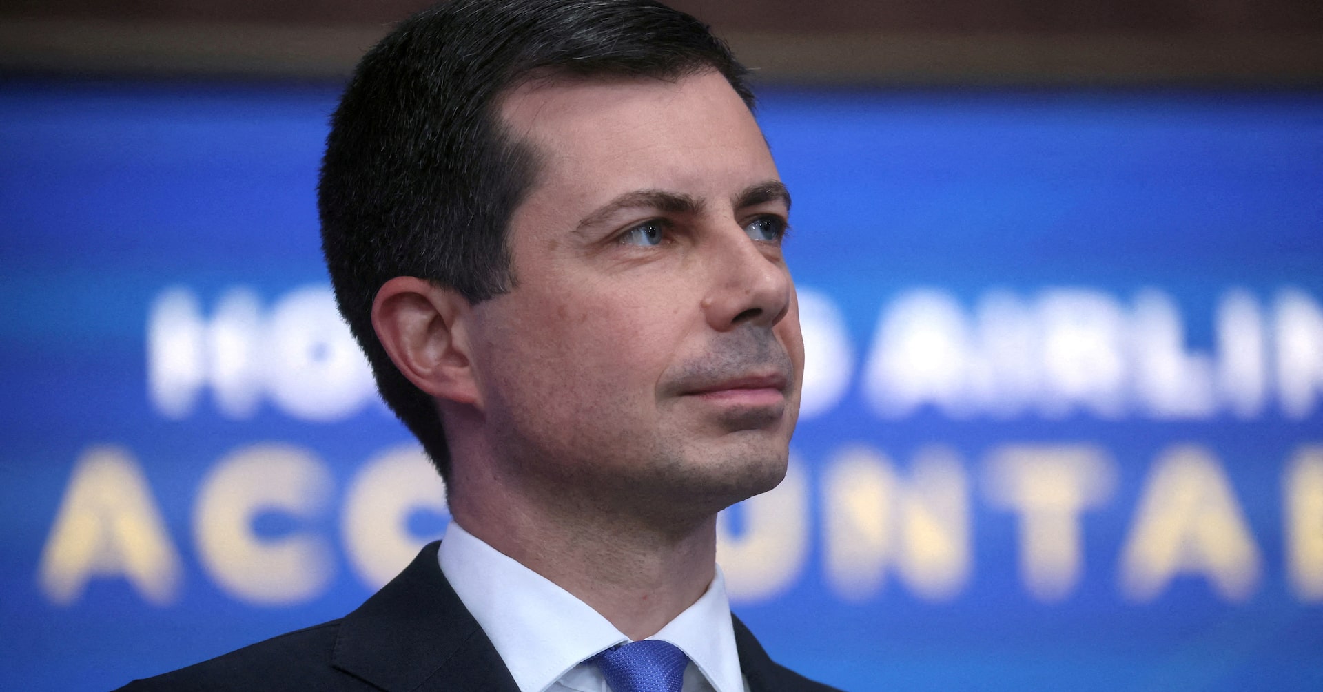 Featured image for US Airlines Decline to Enhance Military Travel Benefits, Says USDOT