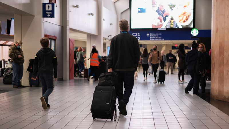 Navigating New York City's Airports: From Public Transport to Gate Distance
