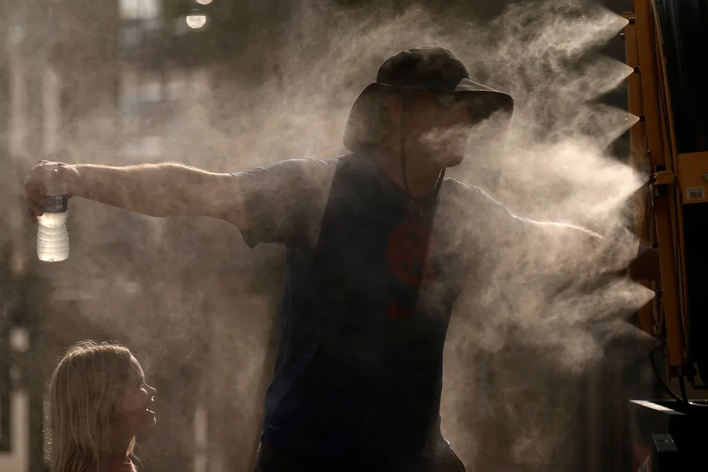 "Unprecedented Heatwave: Earth's Hottest Weather in Millennia Signals Troubling Trend"