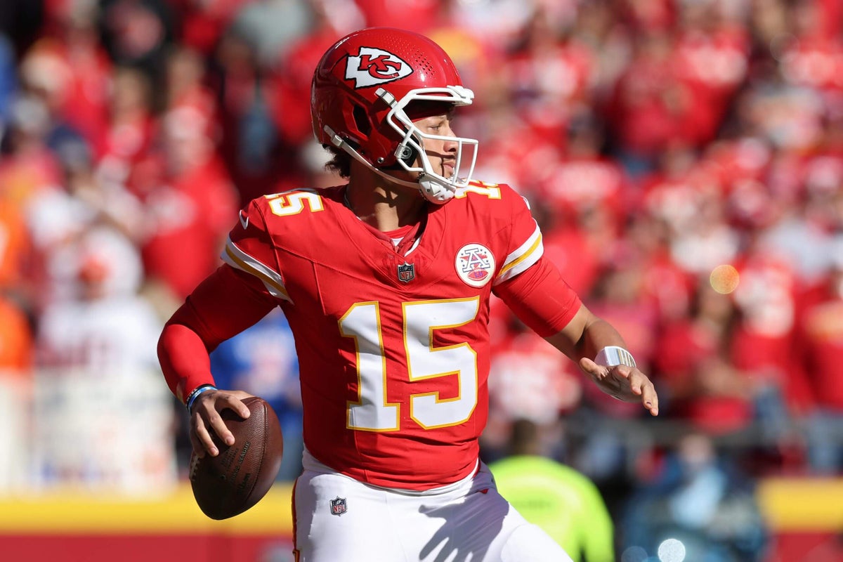 Featured image for Peacock to Stream Innovative Madden NFL Alt-Cast for Texans vs. Chiefs