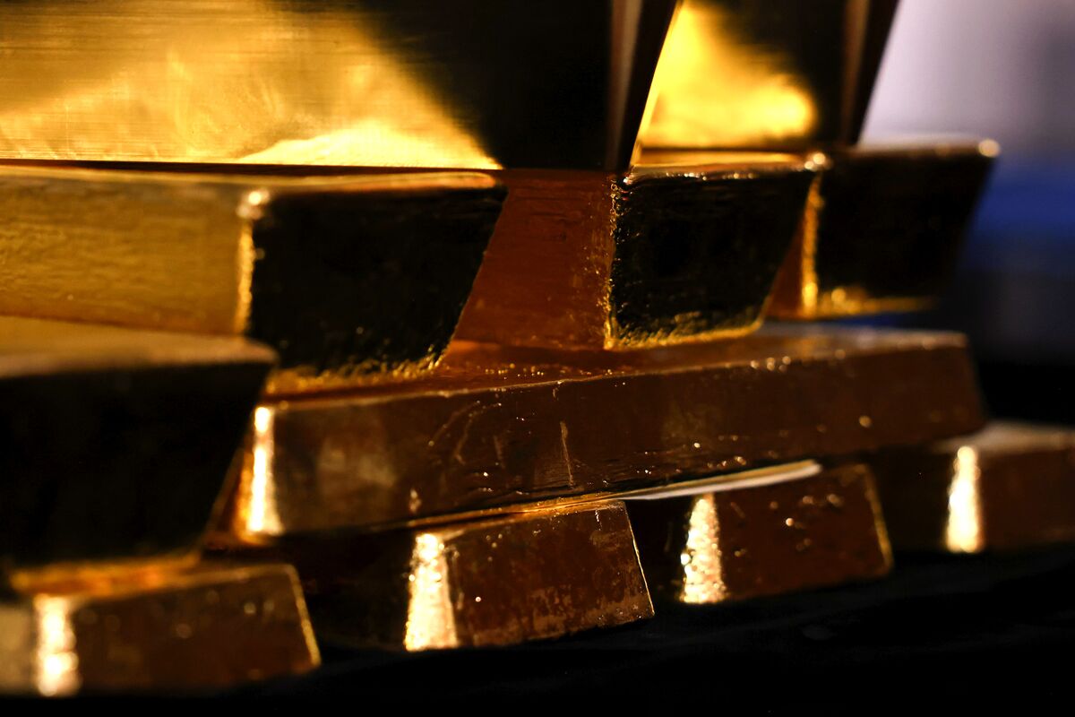 Featured image for US Gold Reserves Surpass $1 Trillion Amid Record Rally