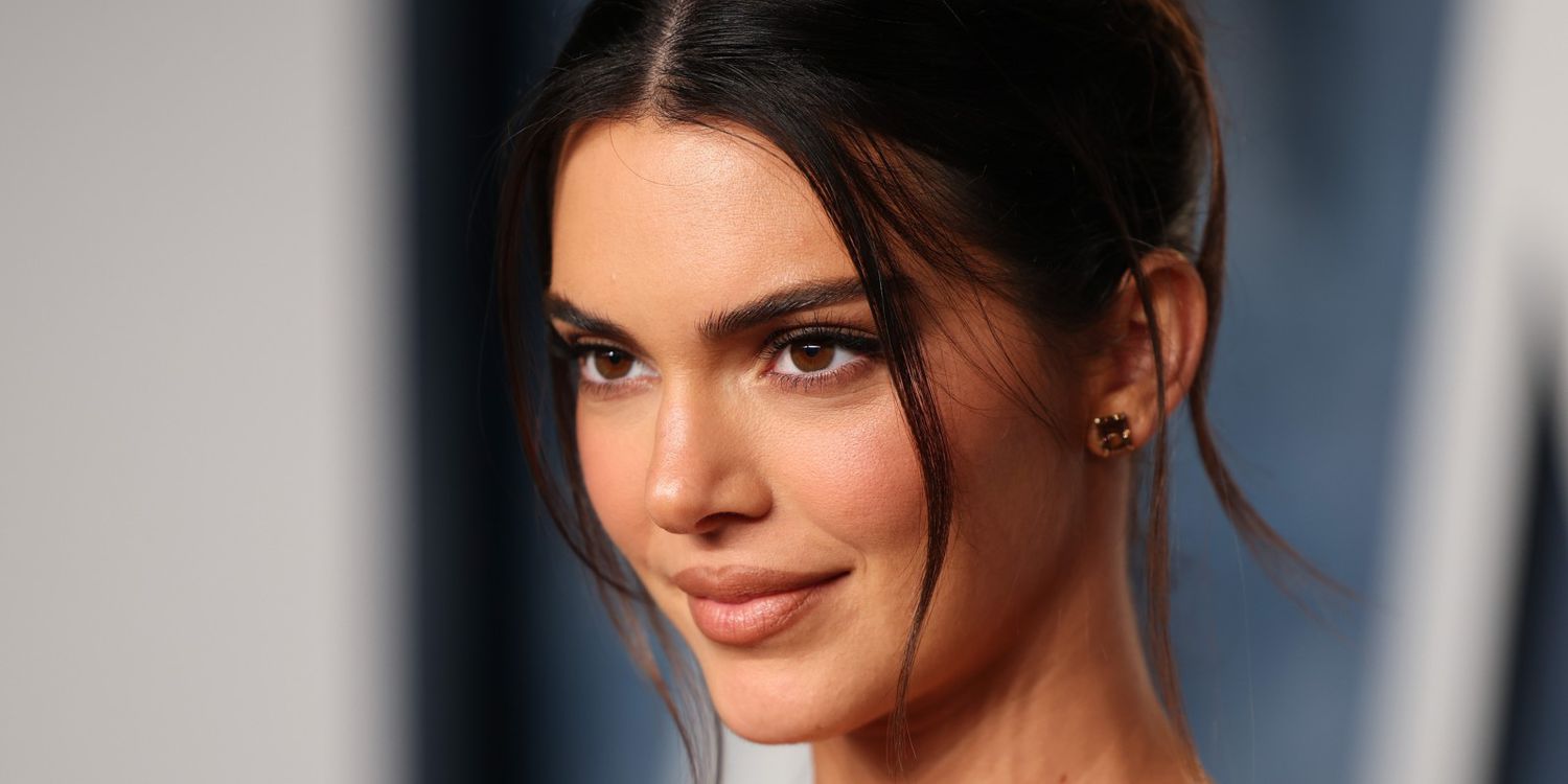 Kendall Jenner's Fashion Choices: From Glamorous to Controversial.