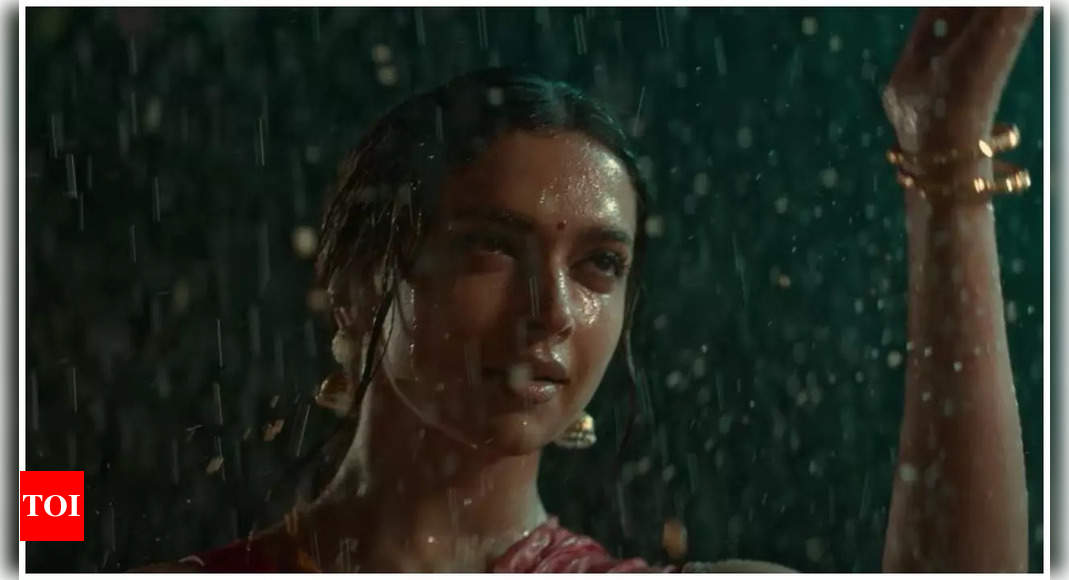 "Deepika Padukone's Surprising Role in 'Jawan' Leaves Twitter Divided"