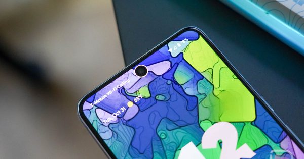 Featured image for "Pixel 8 Pro: Face Unlock and Black Friday Triumph"