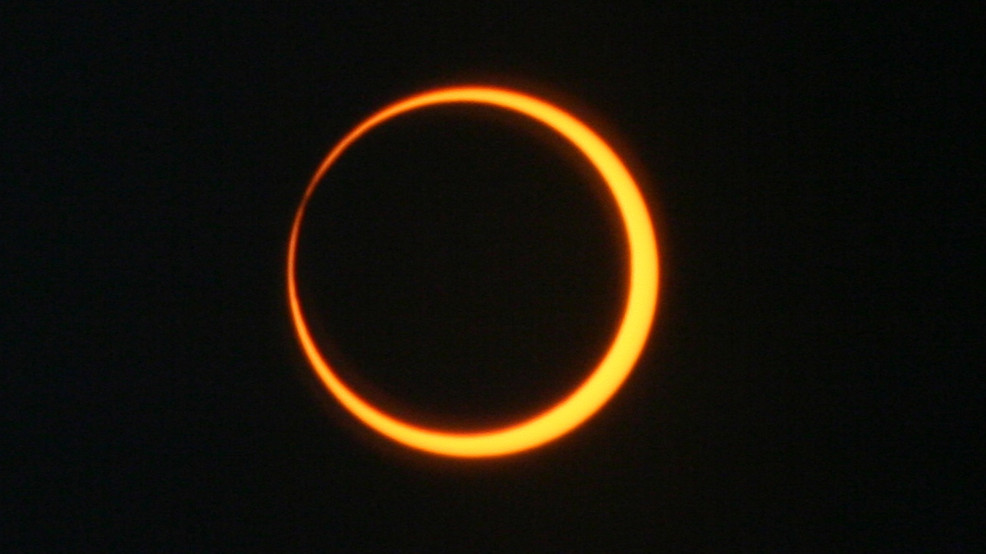 "Upcoming Solar Eclipses: A Guide to Spectacular Viewing Opportunities"