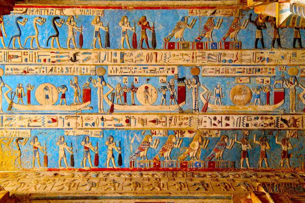 Featured image for Scientists Recreate 5,000-Year-Old Egyptian Blue Pigment