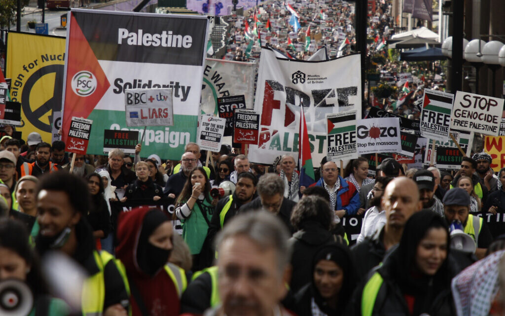 "Massive Pro-Palestinian Protest in London Demands End to Israeli Strikes"