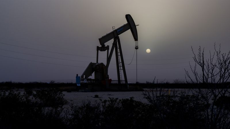 Featured image for Trump Appoints Fracking Advocate Chris Wright as Energy Secretary