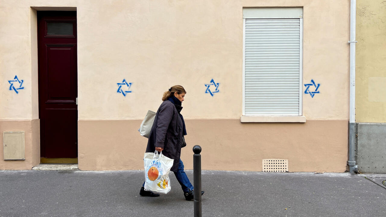 France Condemns Russian Disinformation Campaign Using Stars of David Graffiti