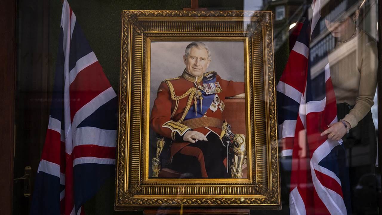 "Insights on King Charles III's Coronation from American and British Perspectives"