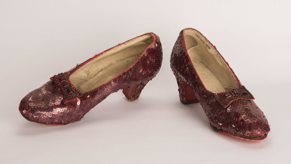 Featured image for Judy Garland's Stolen Ruby Slippers Fetch $28M at Auction