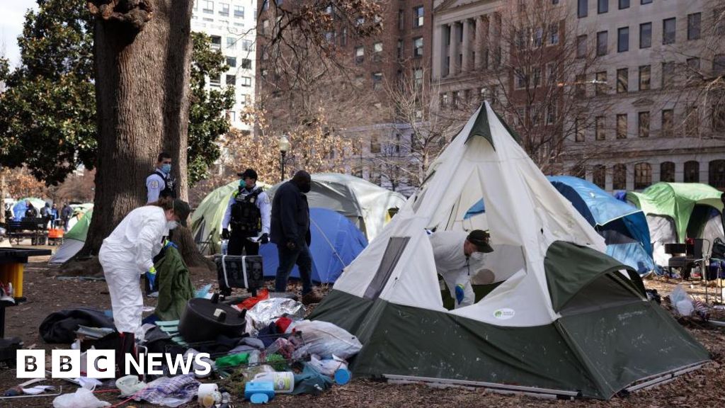 Trump demands immediate removal of homeless from Washington, D.C.