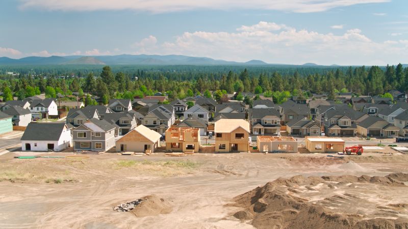 Featured image for Surprising Surge in US Home Construction and Housing Starts; Canadian Housing Bubbles Show Signs of Decline