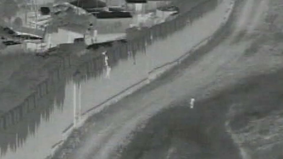 Featured image for Border agents under fire after 4-year-old boy dropped over barrier in San Diego.