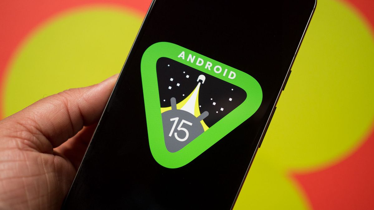 "Android 15 Introduces Satellite Texting for Emergency Communication"