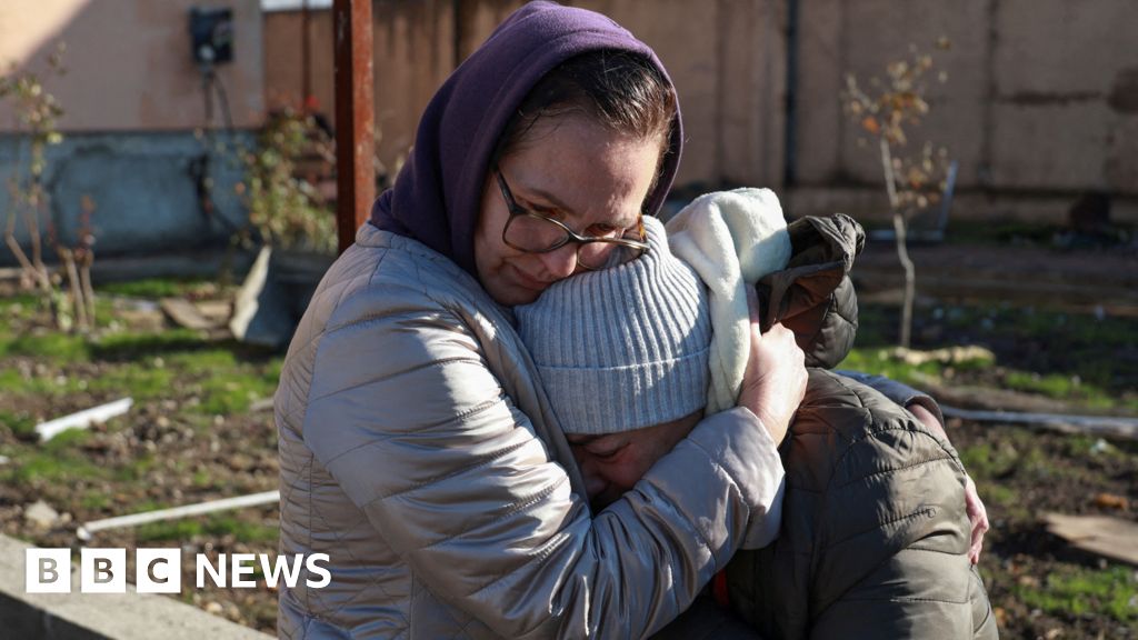 Featured image for Russia's Massive Air Strikes Devastate Ukraine's Power Grid