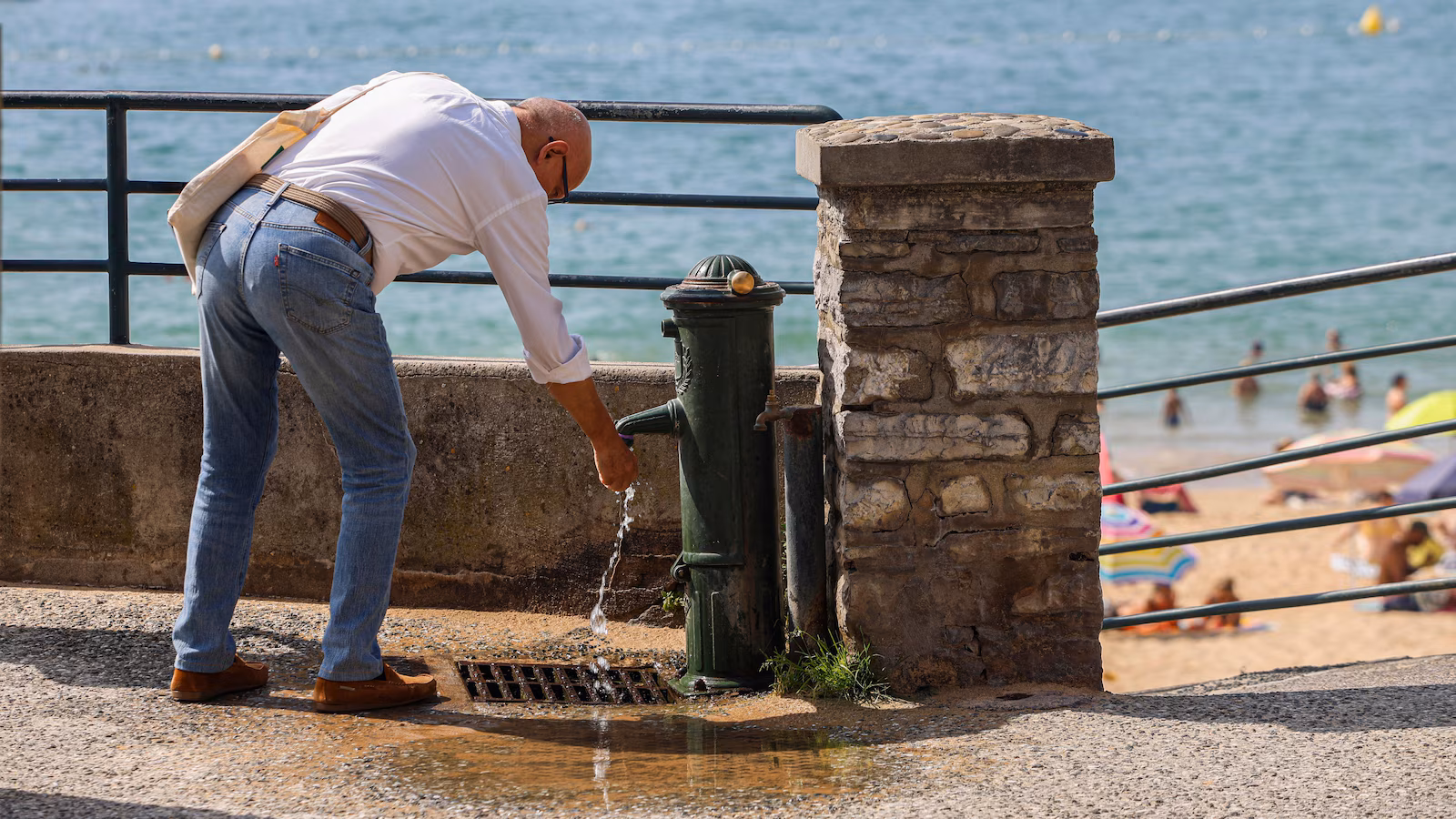 Featured image for Europe Faces Record-Breaking Heat Wave Amid Climate Concerns