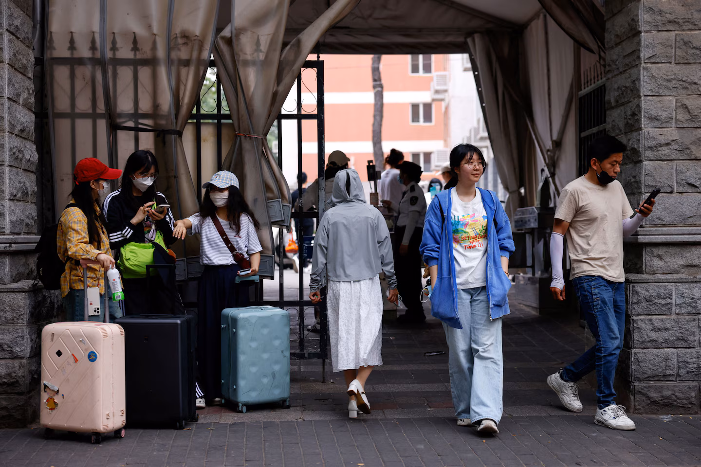 Featured image for US resumes student visa interviews with new social media screening rules