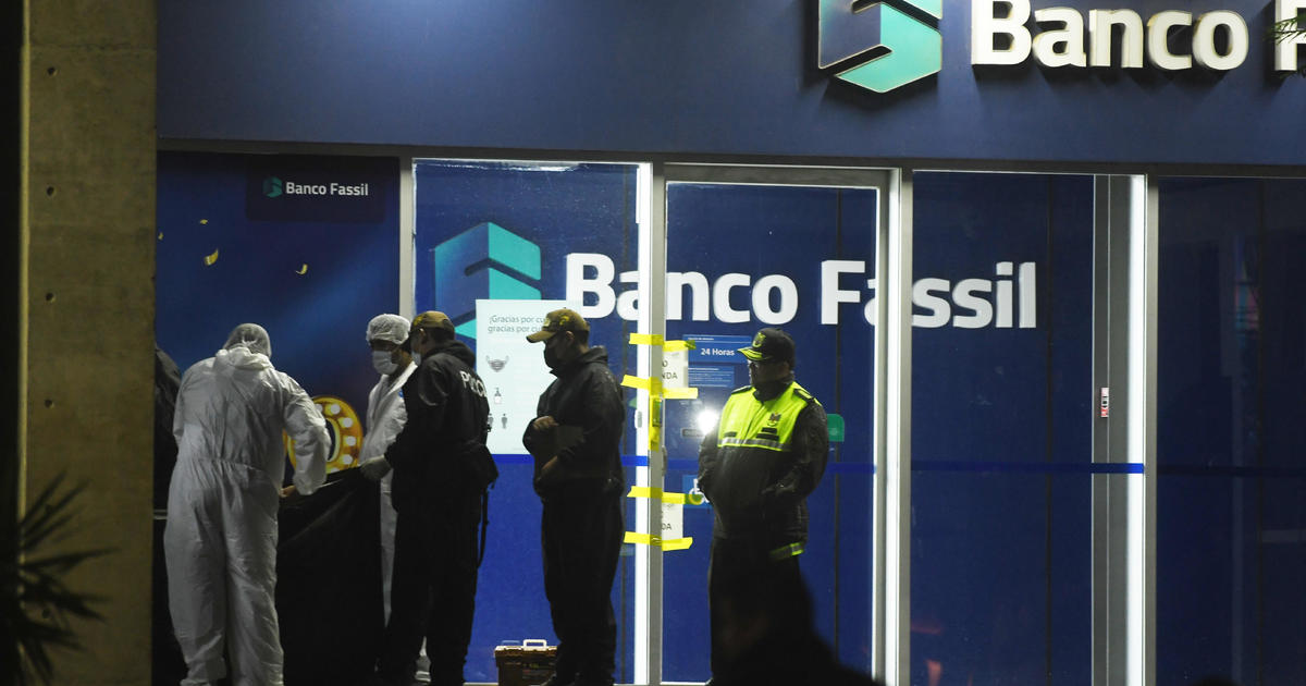 Featured image for Trustee of Fassil Bank in Bolivia dies in 15th floor fall.