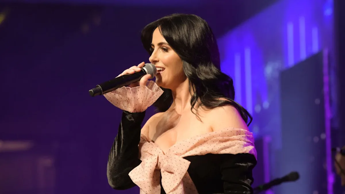 Sepsis Forces Lisa McHugh to Postpone Return to Stage