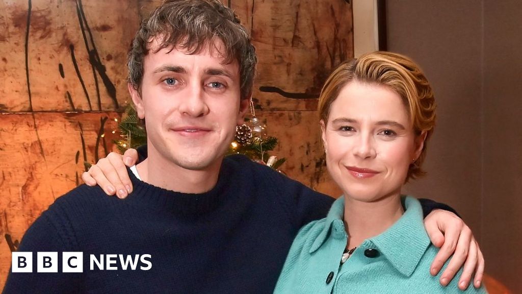 Featured image for Jessie Buckley Excited to Star in Oscar-Contender 'Hamnet'