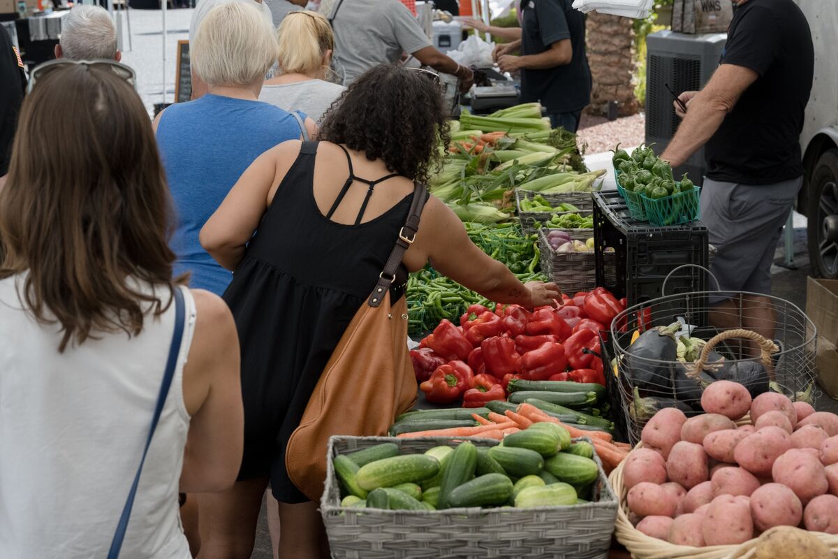 Middle-Class Americans Concerned as Fed Battles Inflation