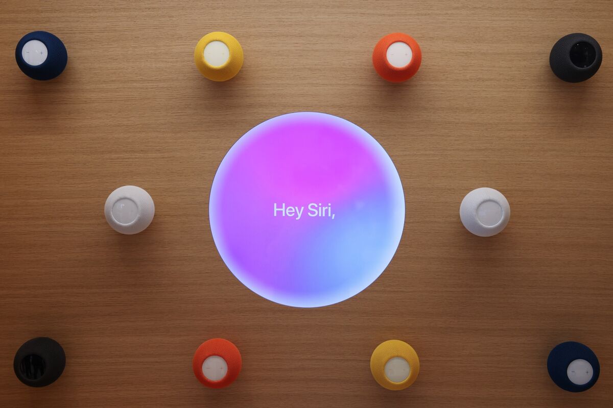 Featured image for Apple Considers Google Gemini AI for Siri Upgrade