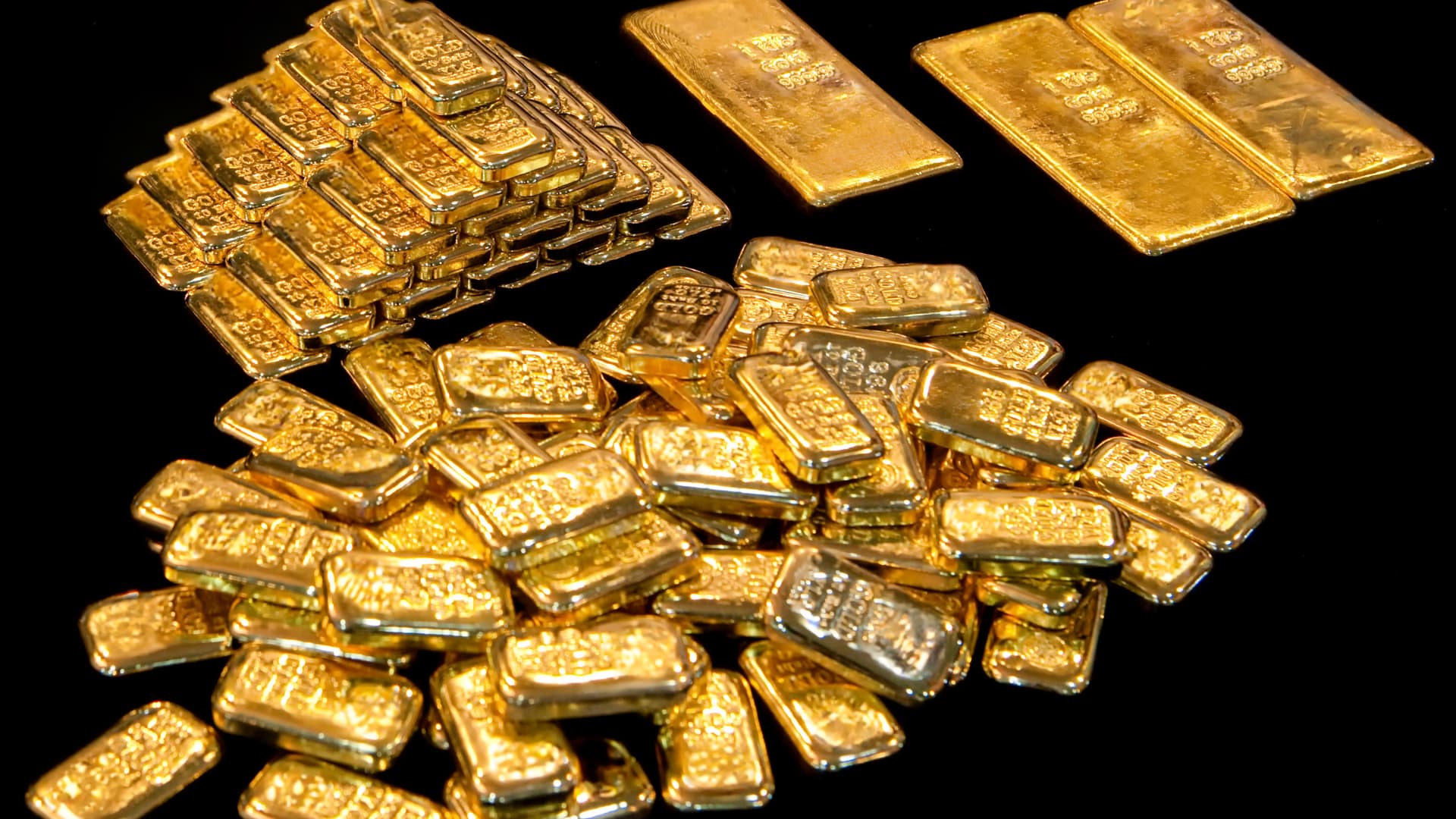 White House to Clarify Gold Tariffs Amid Price Fluctuations