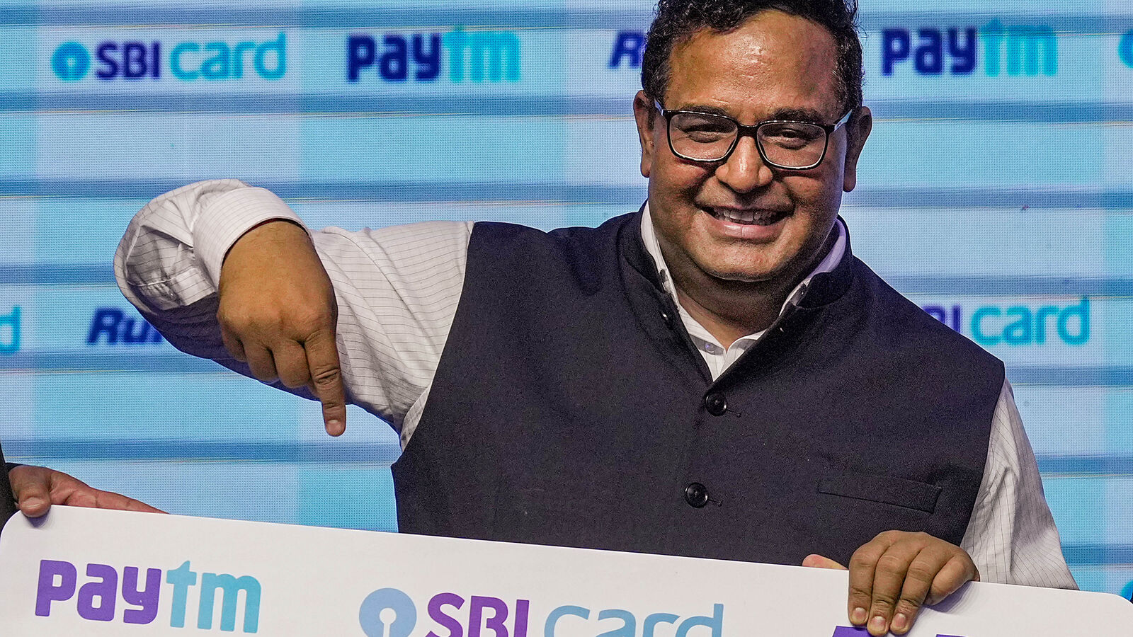 Featured image for "Paytm CEO Vijay Shekhar Sharma Denies Money Laundering Probe Amid Crisis"
