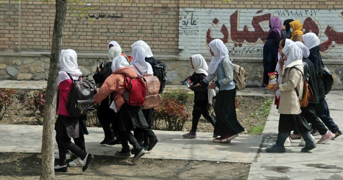 Dozens of Afghan Schoolgirls Poisoned and Hospitalized in Suspected Attacks