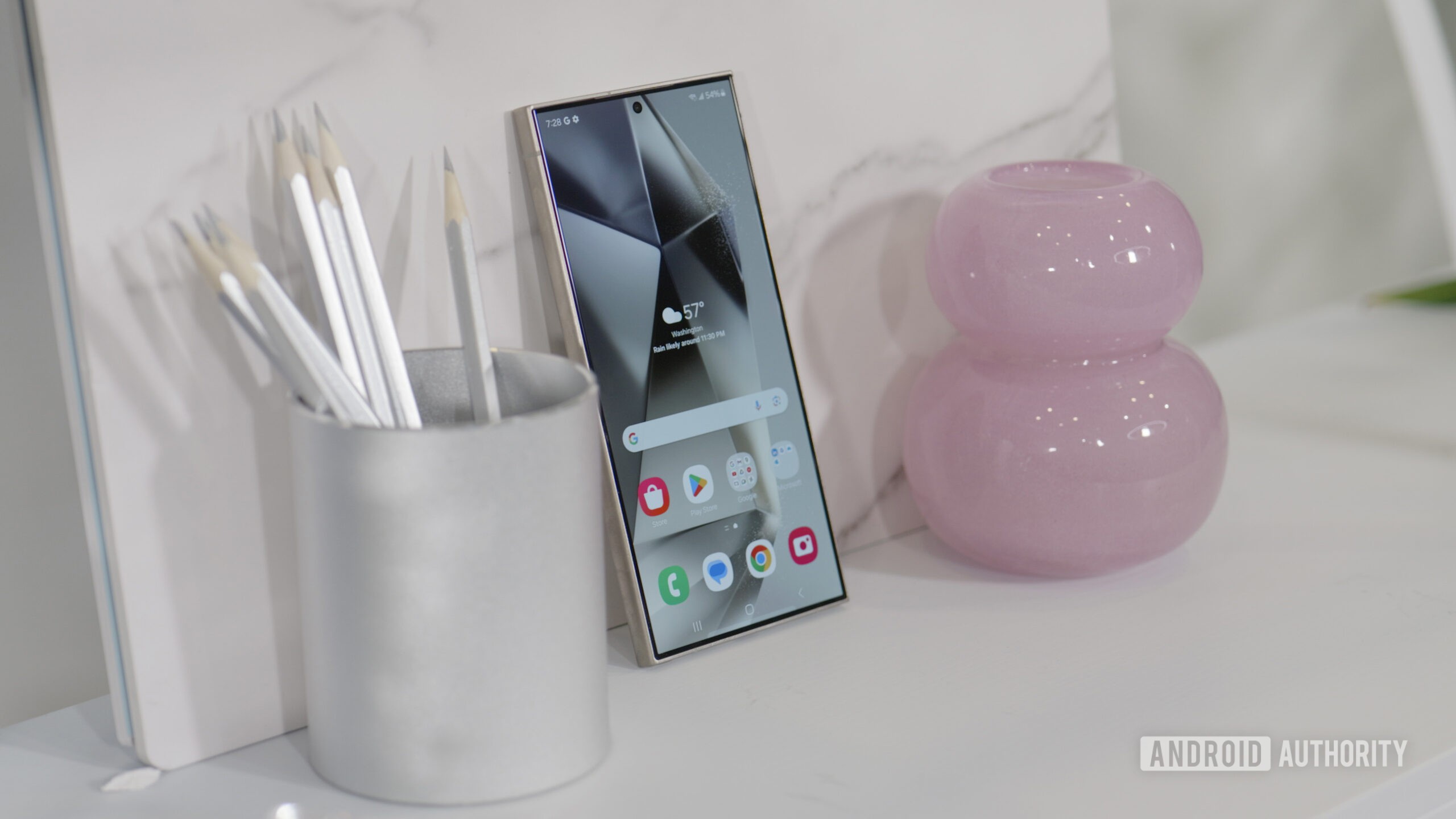 Featured image for "Samsung Galaxy S24 Introduces Innovative Wallpaper Features"