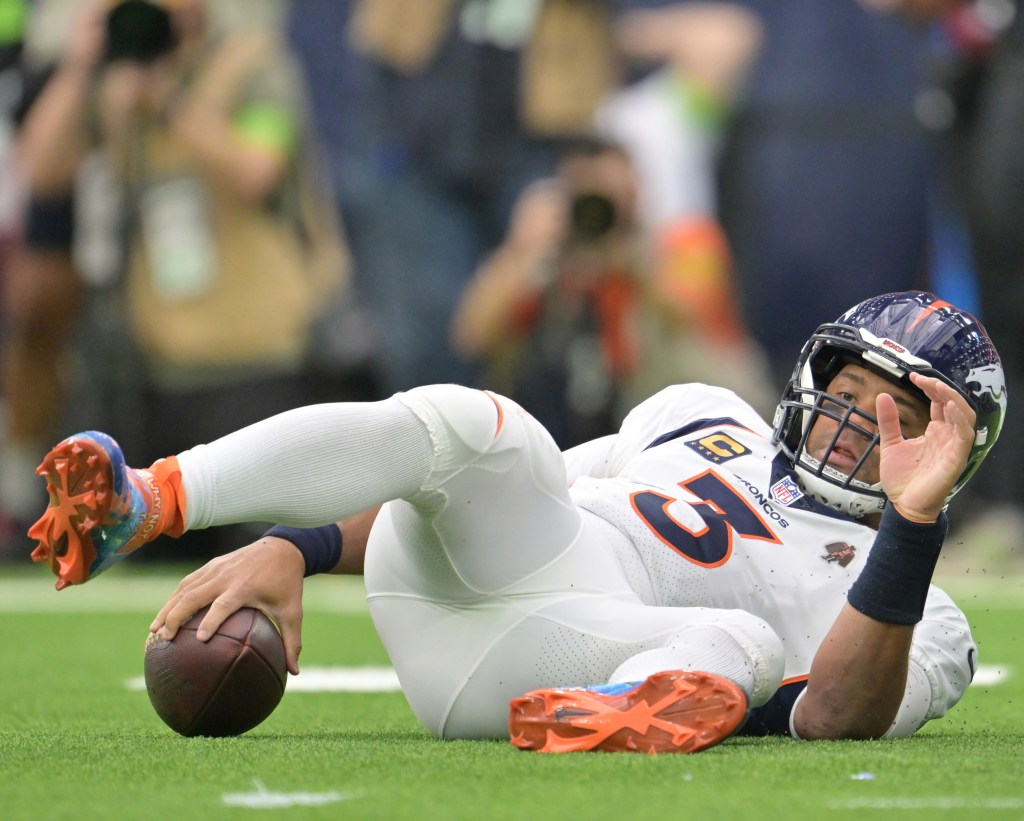 Broncos' Five-Game Win Streak Snapped by Texans' Late Interceptions