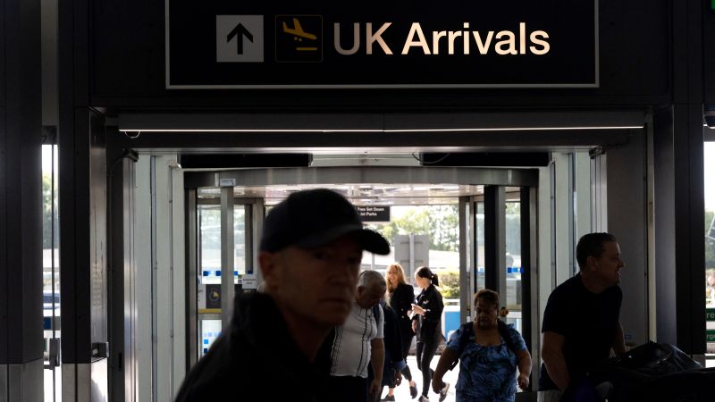 Featured image for UK Airport E-Gate Failure Causes Nationwide Travel Chaos